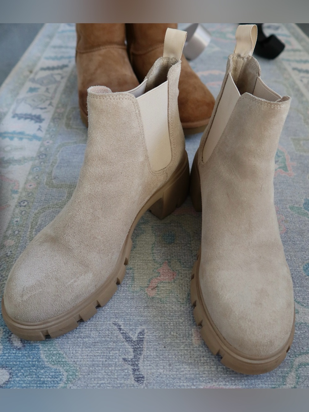 Steve Madden Beige Suede Chunky Chelsea Booties